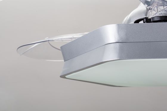 Schnelle Geschwindigkeit 42&quot; EMC einziehbares Deckenlüfter-Licht Dimmable mit zusammenklappbaren Blättern
