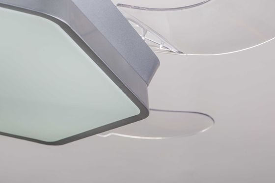 Schnelle Geschwindigkeit 42&quot; EMC einziehbares Deckenlüfter-Licht Dimmable mit zusammenklappbaren Blättern