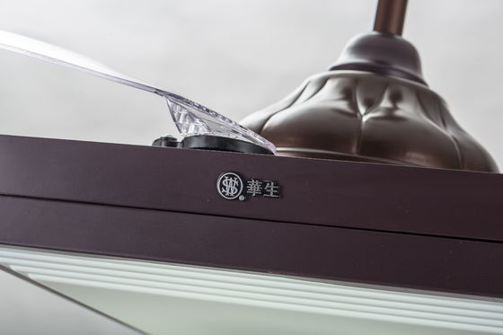 Brown 70 Watt-ebener Berg-einziehbares Deckenlüfter-Licht mit Fern-5250lm