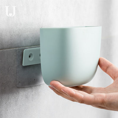 0-1L pp. an der Wand befestigtes Magazin mit Verteilungs-Küchen-Badezimmer
